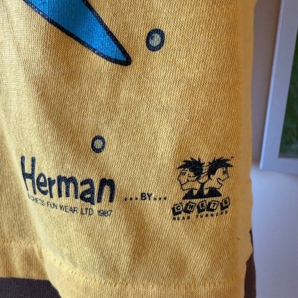 Fun Vintage 80s Novelty Graphic Cropped Tee - Picture 4 of 8